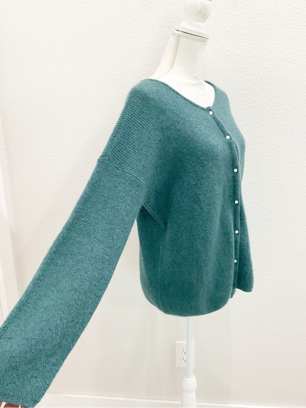 Sezane Women's Ribbed Green Button Down Cardigan Size XL - Picture 4 of 9